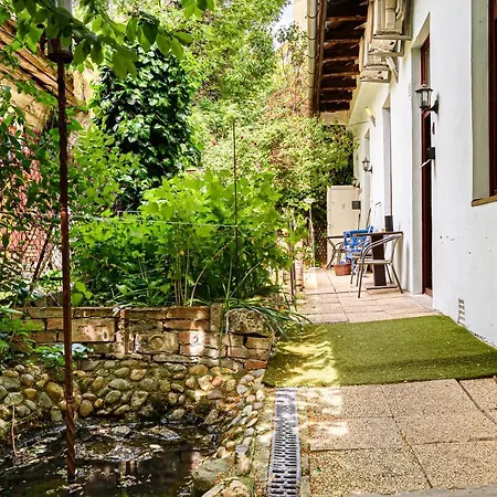 Apartment Gul Baba Saray