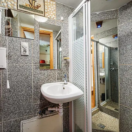 Gul Baba Saray Apartment